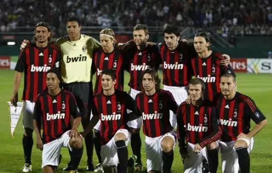 手感冰凉！浓眉未伤退半场0分还要追溯到近10年前