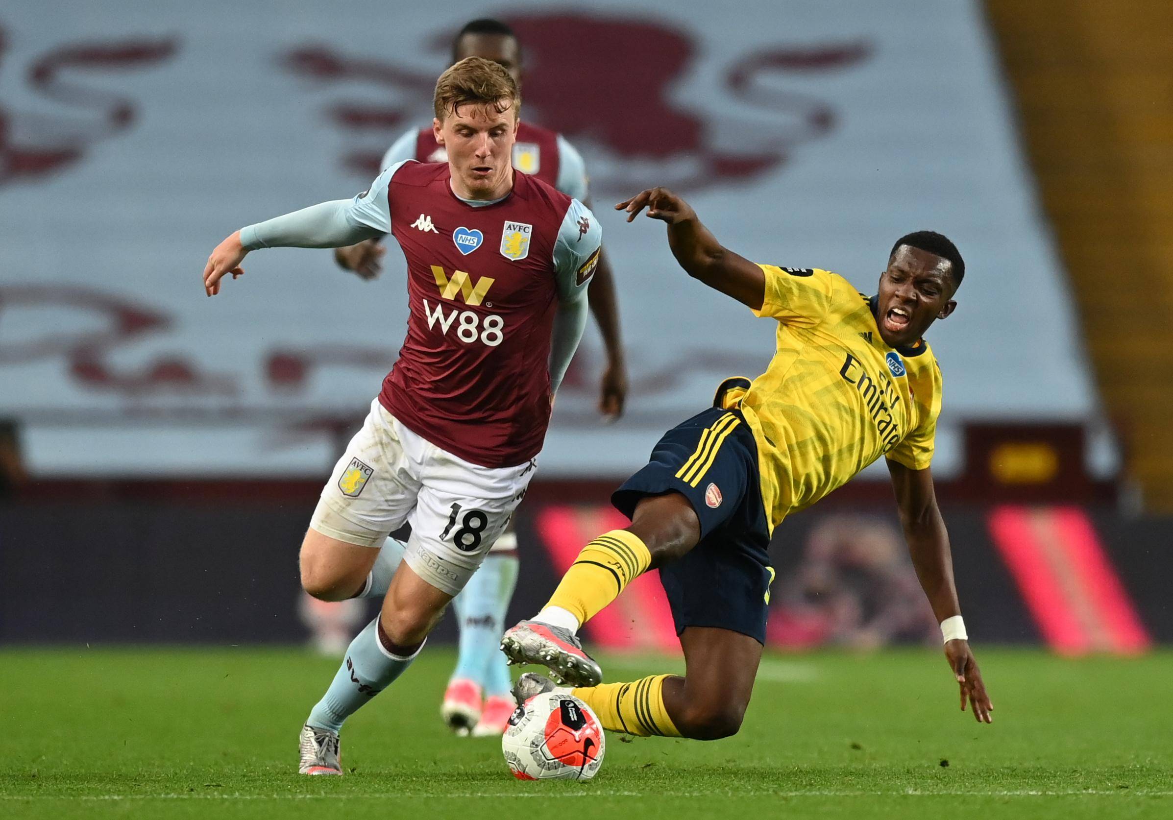 梅西终于发布澄清解释视频，毫无诚意再次惹怒球迷