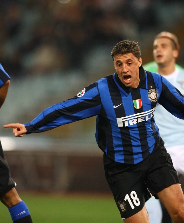 克莱顿替补6中5轰12分，爵士半场唯一上双球员