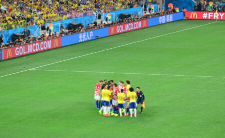 曼城vs勒沃库森：马尔穆什搭档萨维尼奥，哈兰德替补待命