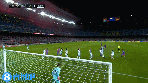 入不了安帅法眼，安东尼本赛季已贡献5球2助，仍未被安帅征召