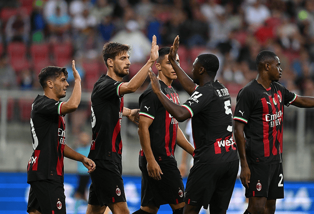 李霄鹏：明天就是拼，赢下最后一个主场比赛