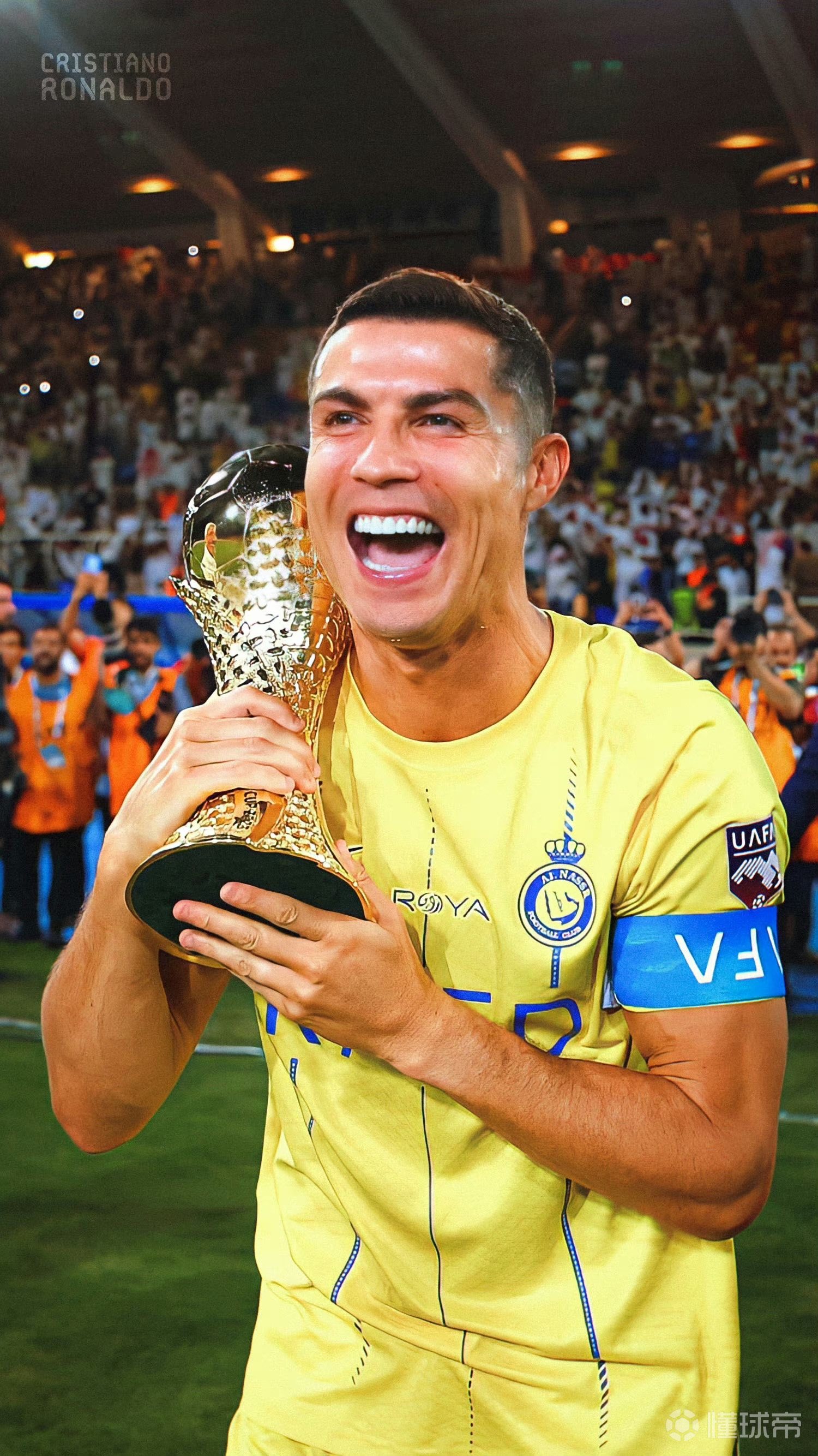 惊天争议！西班牙人1-0巴列卡诺，裁判两红牌+点球引爆全场！